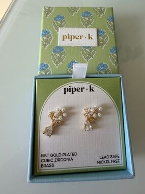 piper k Gold Plated cubic zirconia Pearl cluster Floral stud Earrings